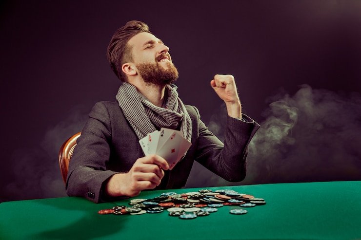 Antarmuka Bandar Poker di aplikasi dewa88 mobile